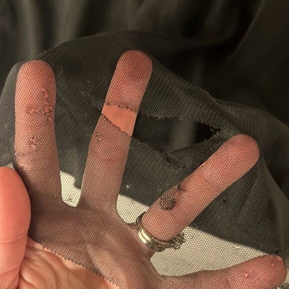 RTR Beautiful Long Mac Duggal Formal Gown/Dress Black Embroidered Sz 0 beaded - Picture 6 of 11